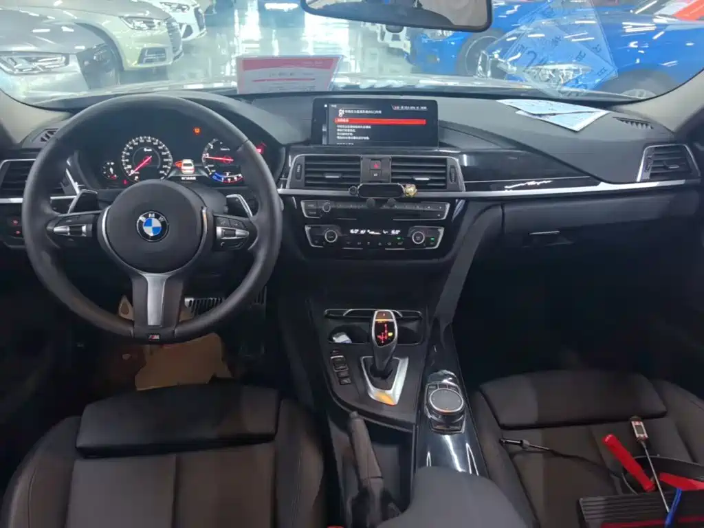 BMW 3 Series — фото 10