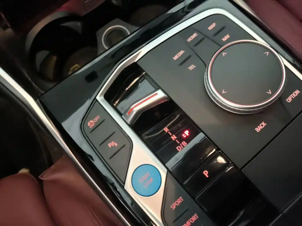 BMW i3 — фото 14