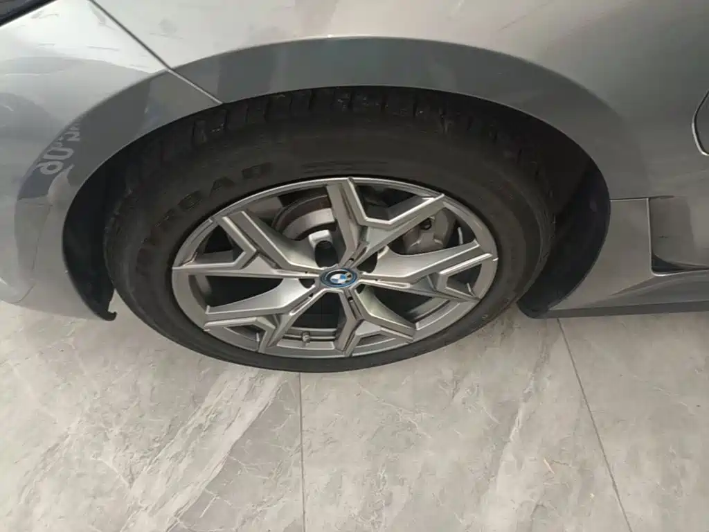 BMW i3 — фото 23