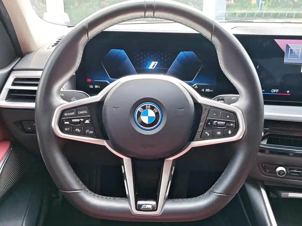 BMW i3 — фото 11
