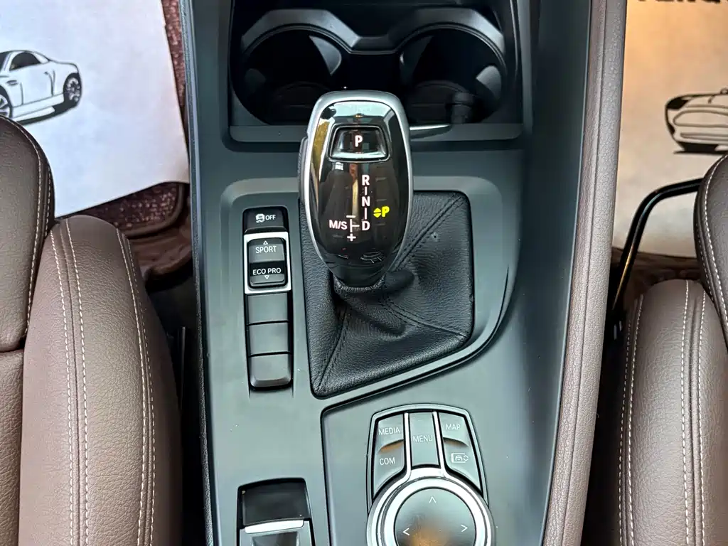 BMW X1 — фото 13