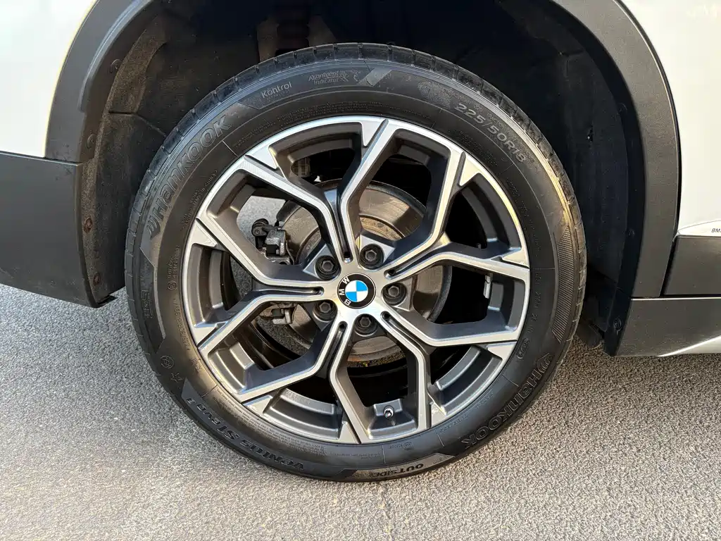 BMW X1 — фото 23