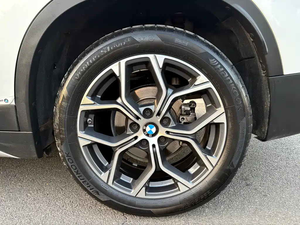 BMW X1 — фото 24