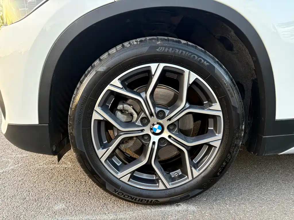 BMW X1 — фото 25