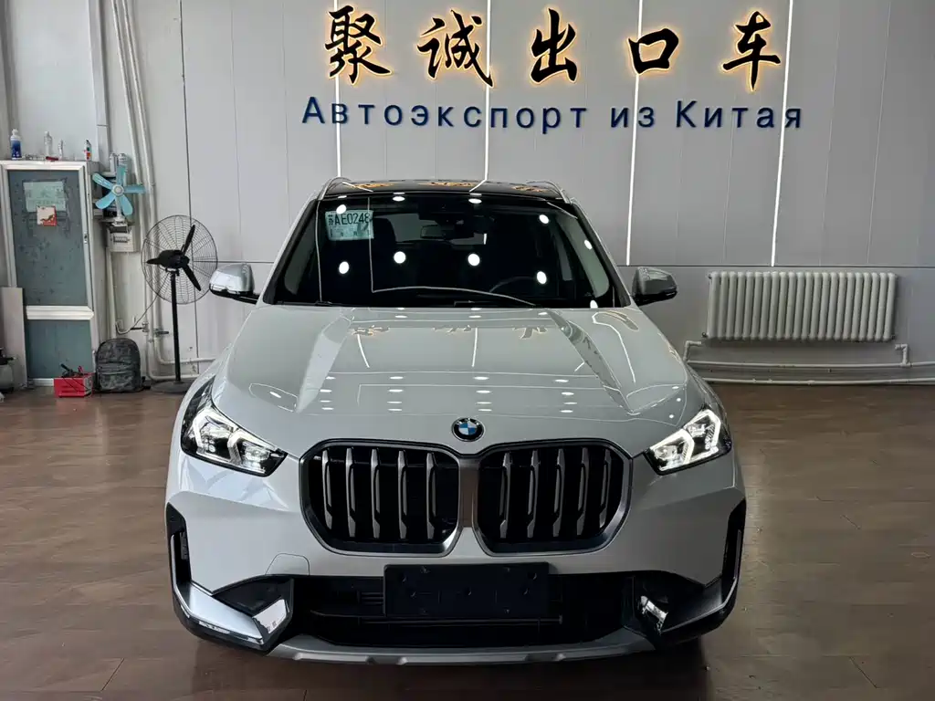BMW X1 — фото 2