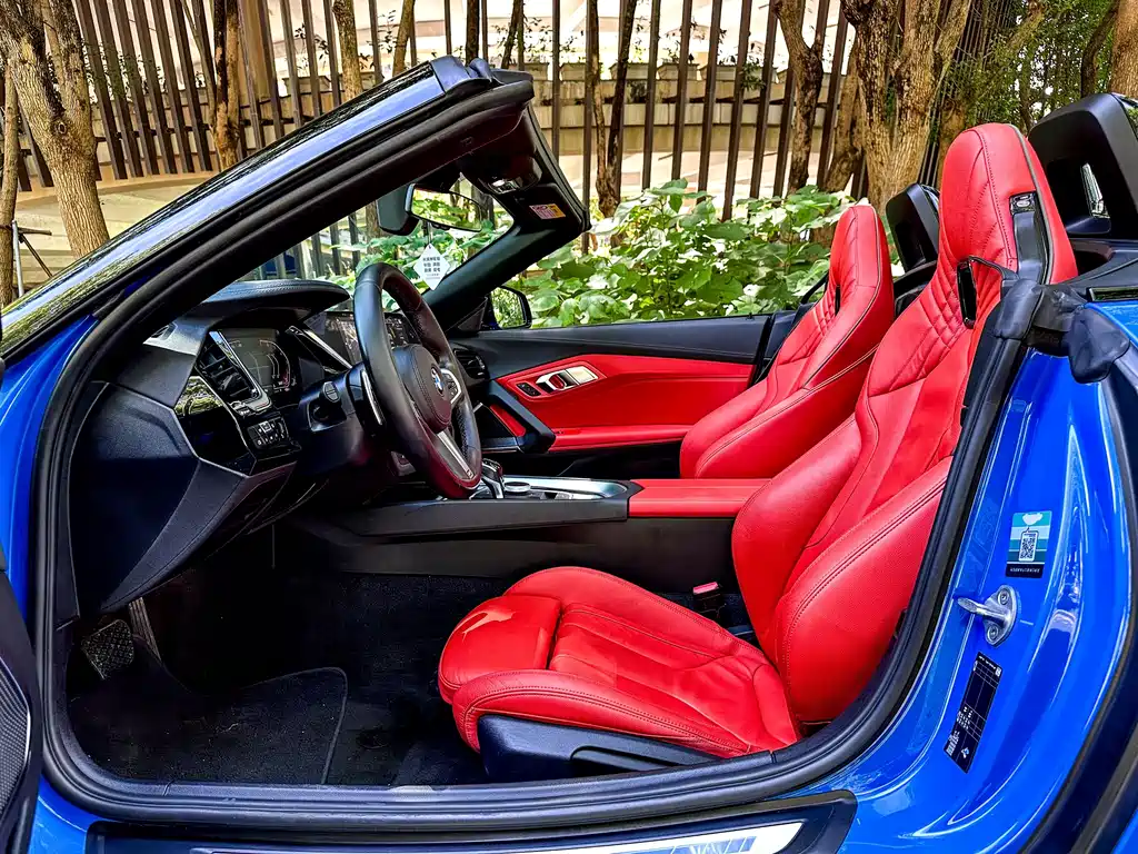 BMW Z4 — фото 13