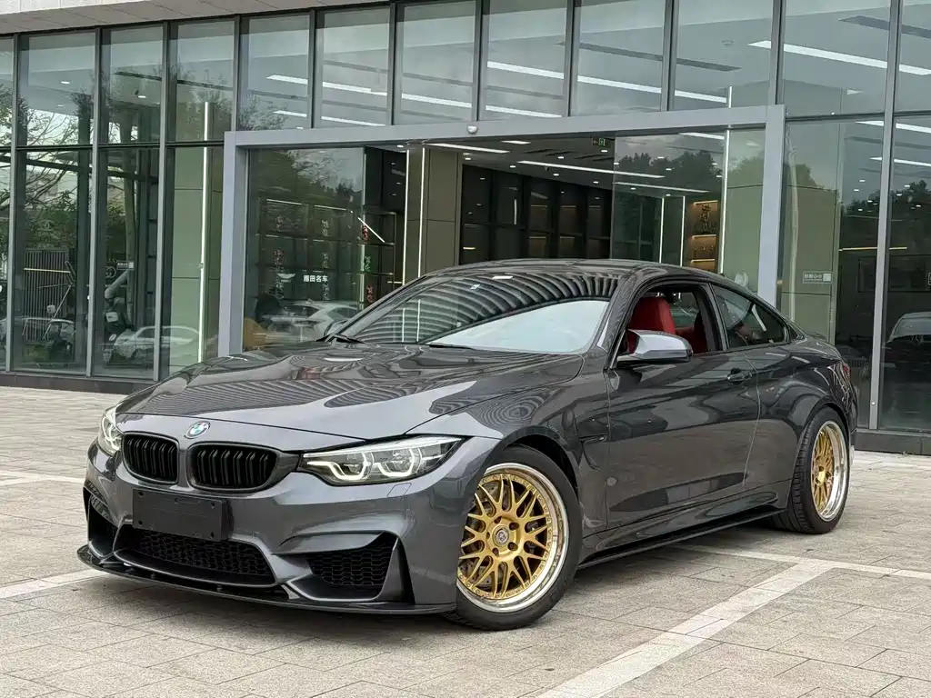BMW M4 — фото 2