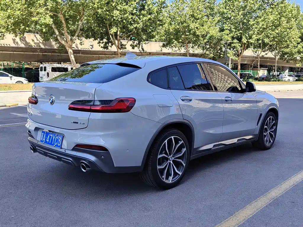 BMW X4 — фото 6