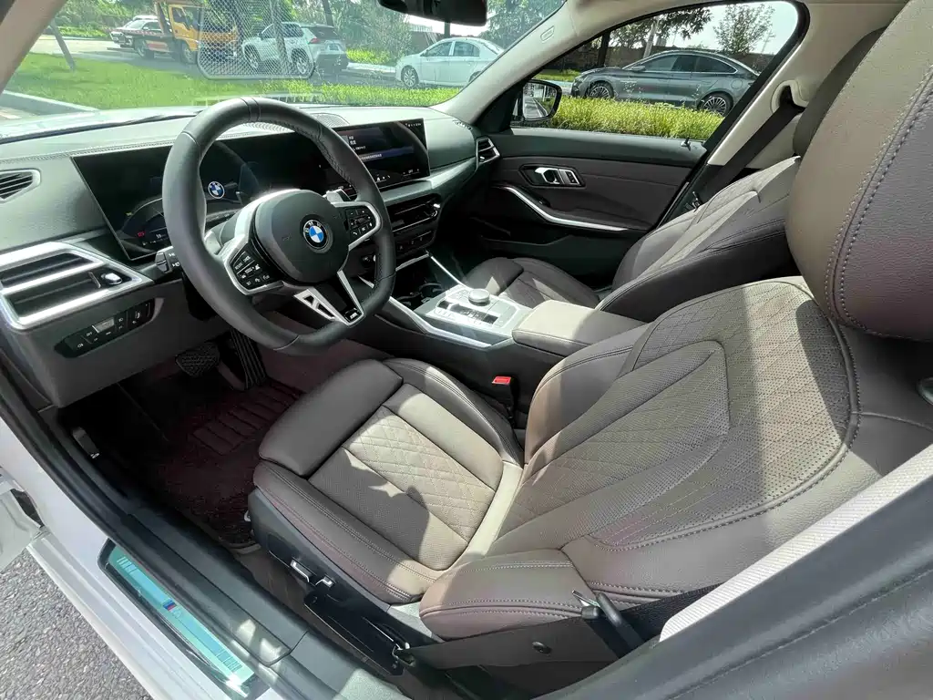 BMW 3 Series — фото 10
