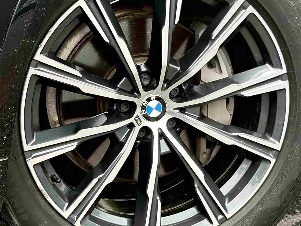 BMW X5 (Import) — фото 8