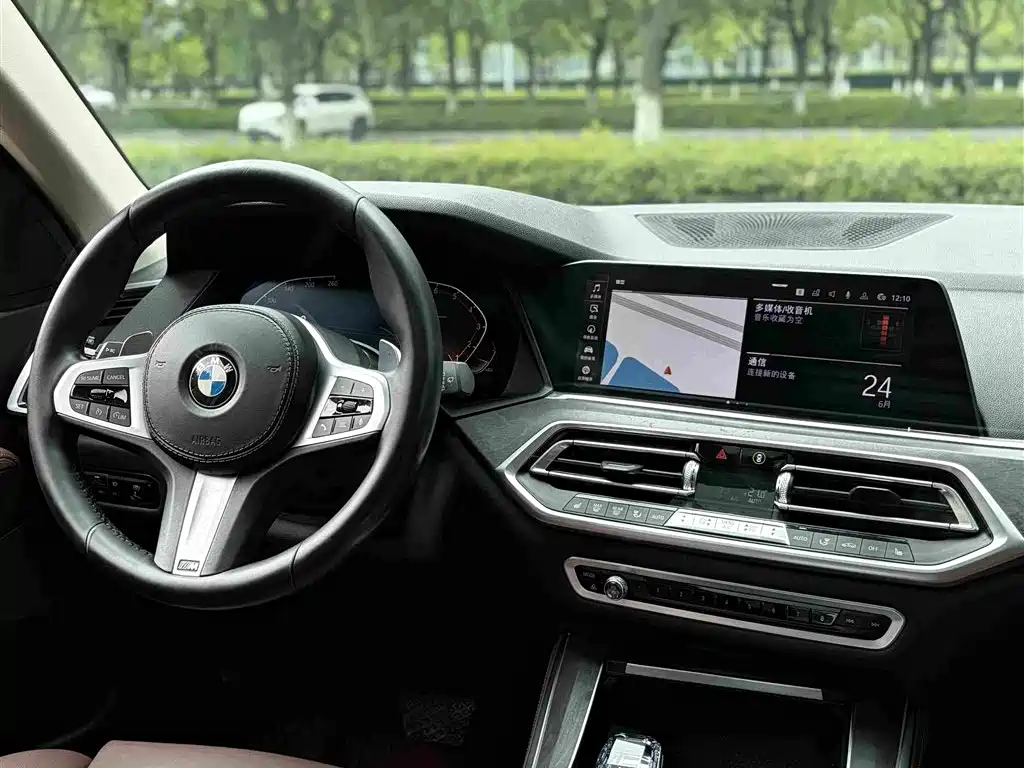 BMW X5 (Import) — фото 9