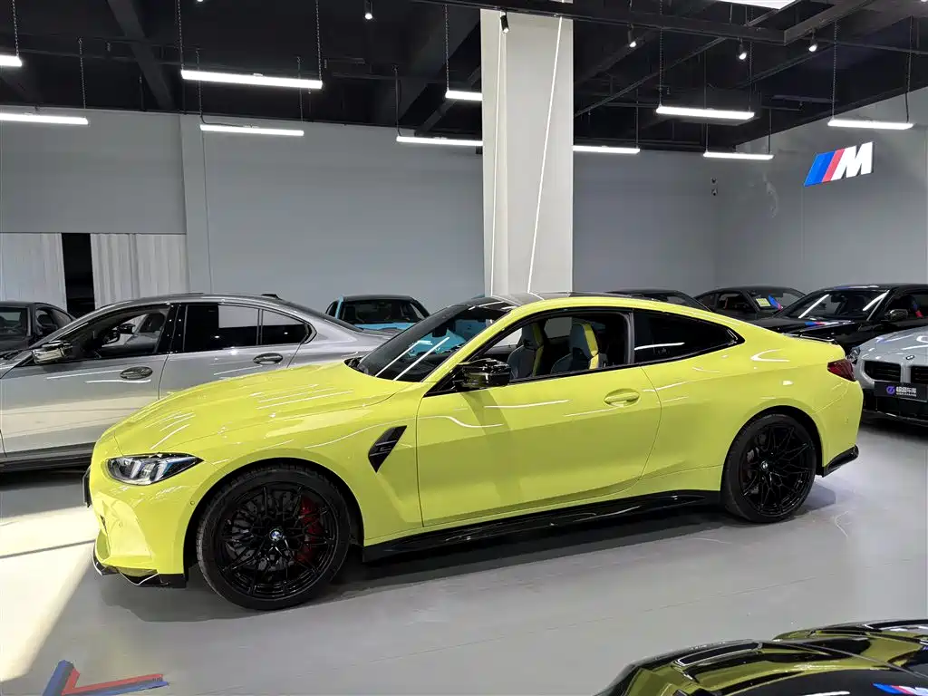 BMW M4 — фото 3