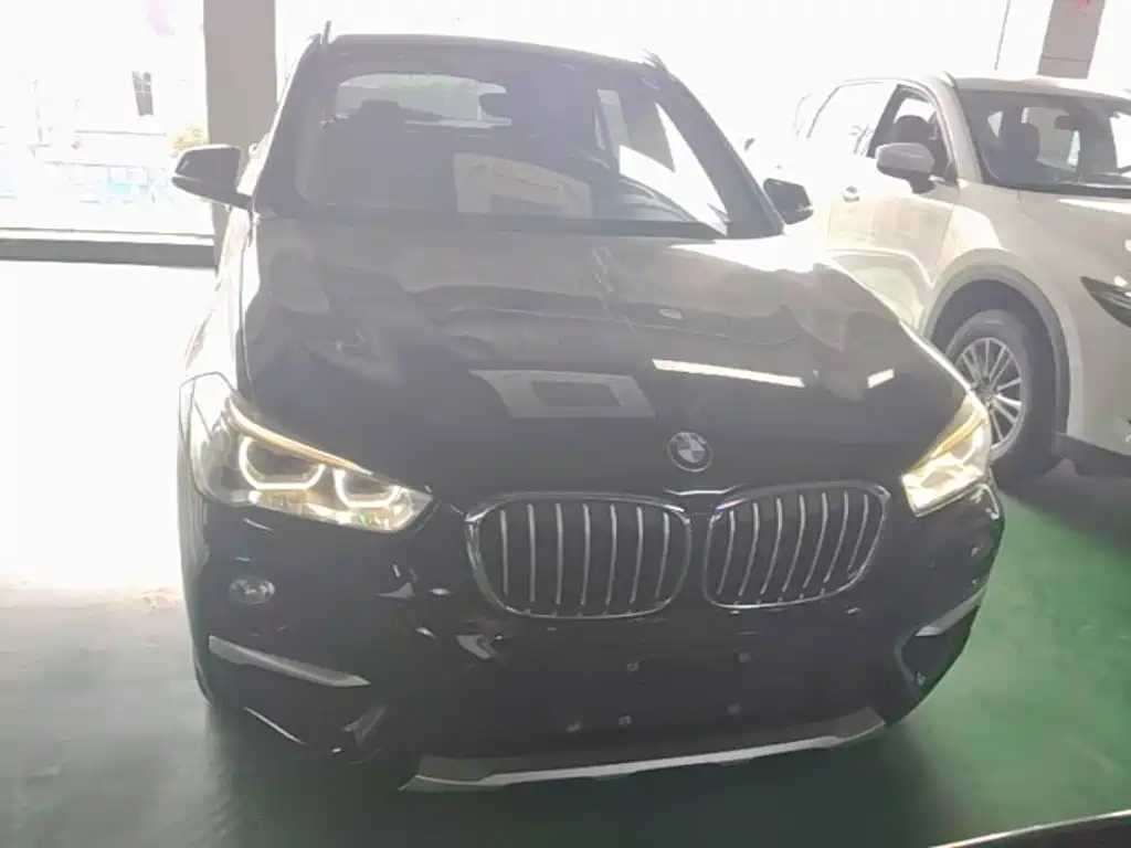 BMW X1 — фото 3