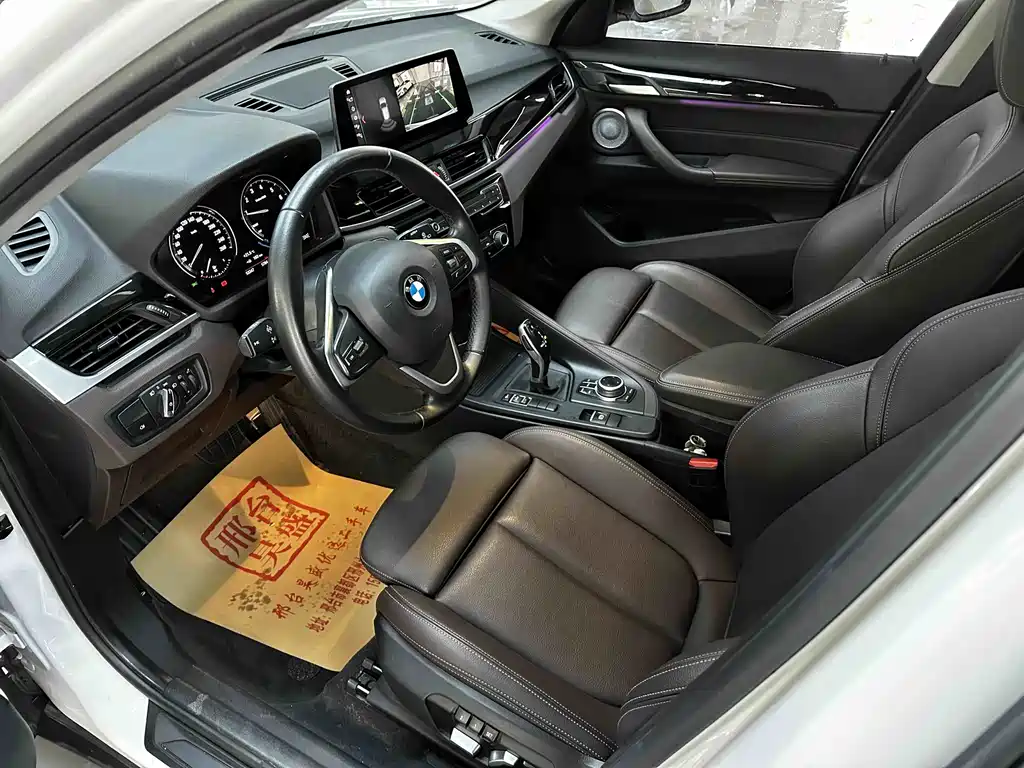 BMW X1 — фото 11