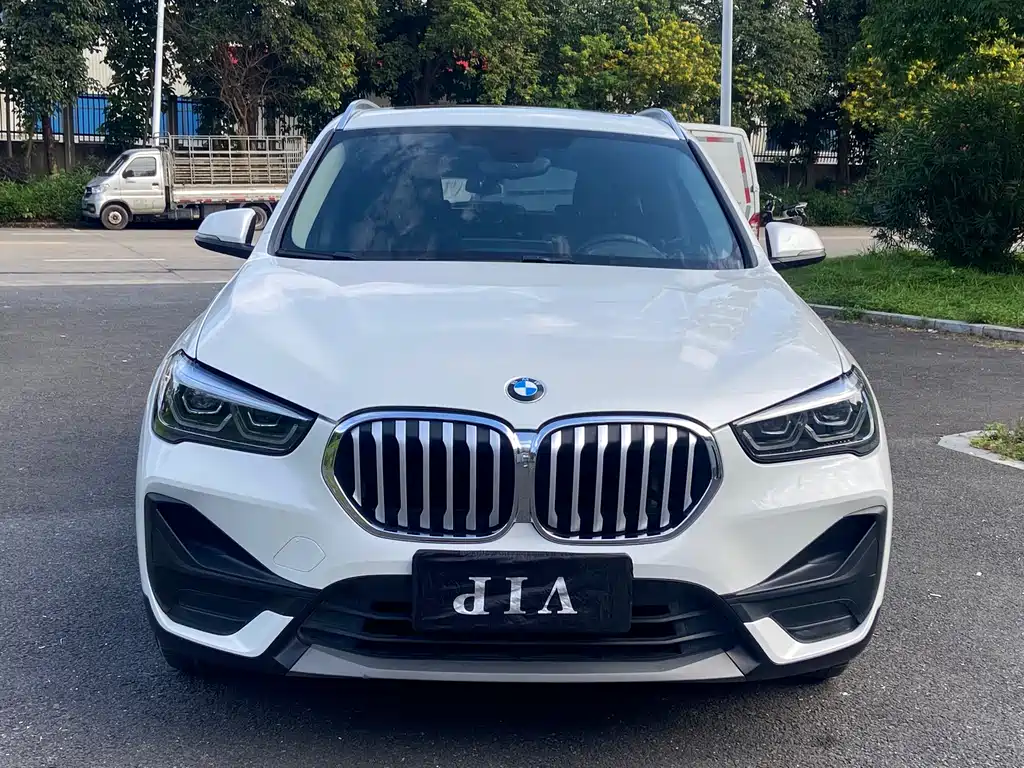 BMW X1 — фото 2