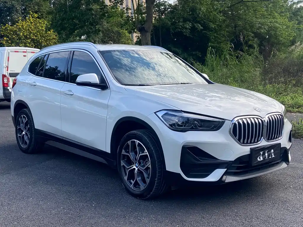 BMW X1 — фото 3