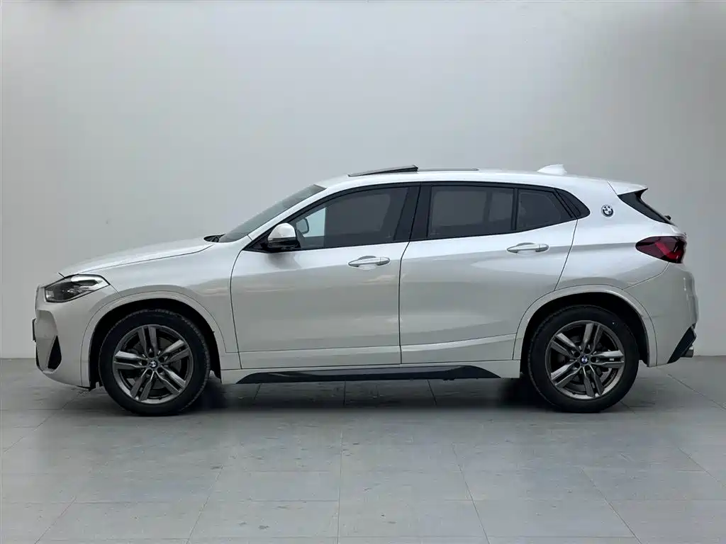 BMW X2 — фото 3