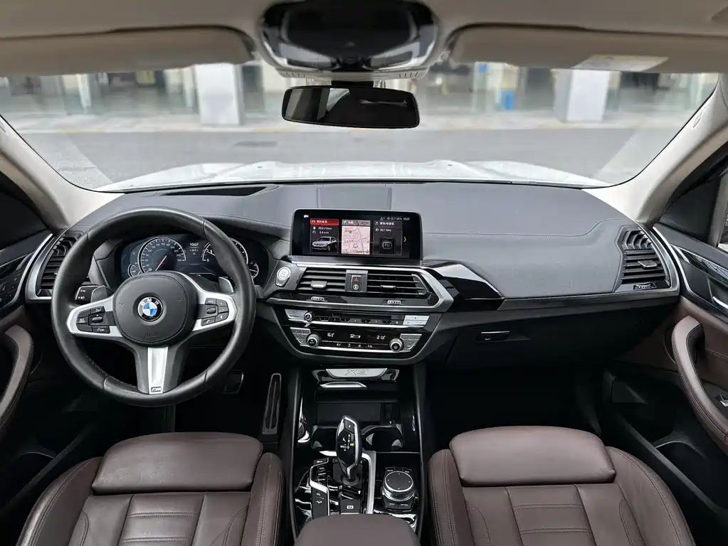 BMW X3 — фото 20