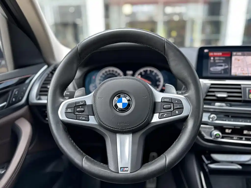 BMW X3 — фото 22