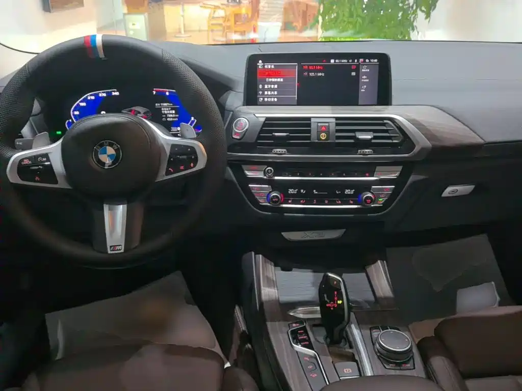 BMW X3 — фото 10