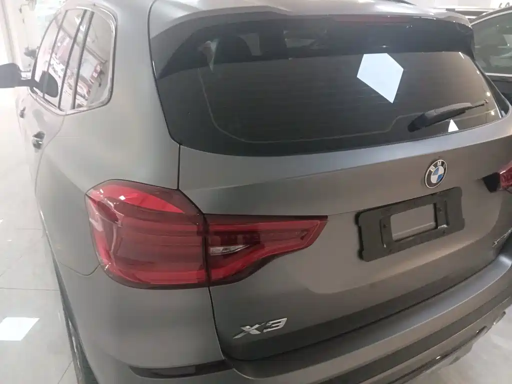 BMW X3 — фото 23