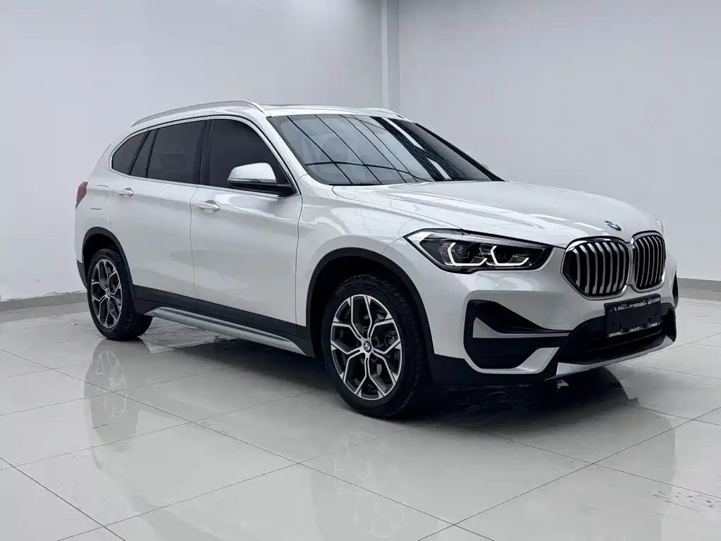BMW X1 — фото 3