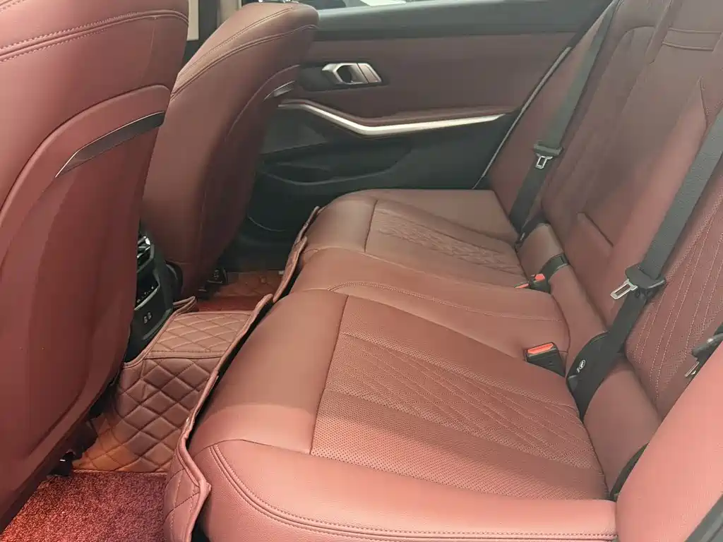 BMW 3 Series — фото 10