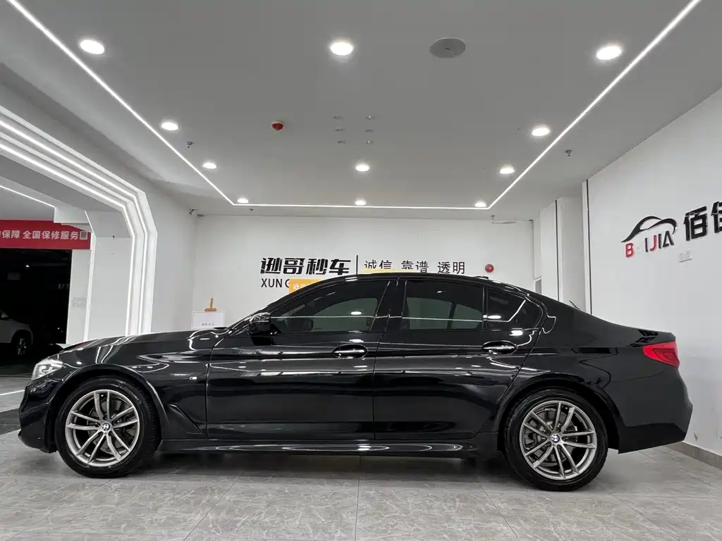 BMW 5 Series (Import) — фото 4