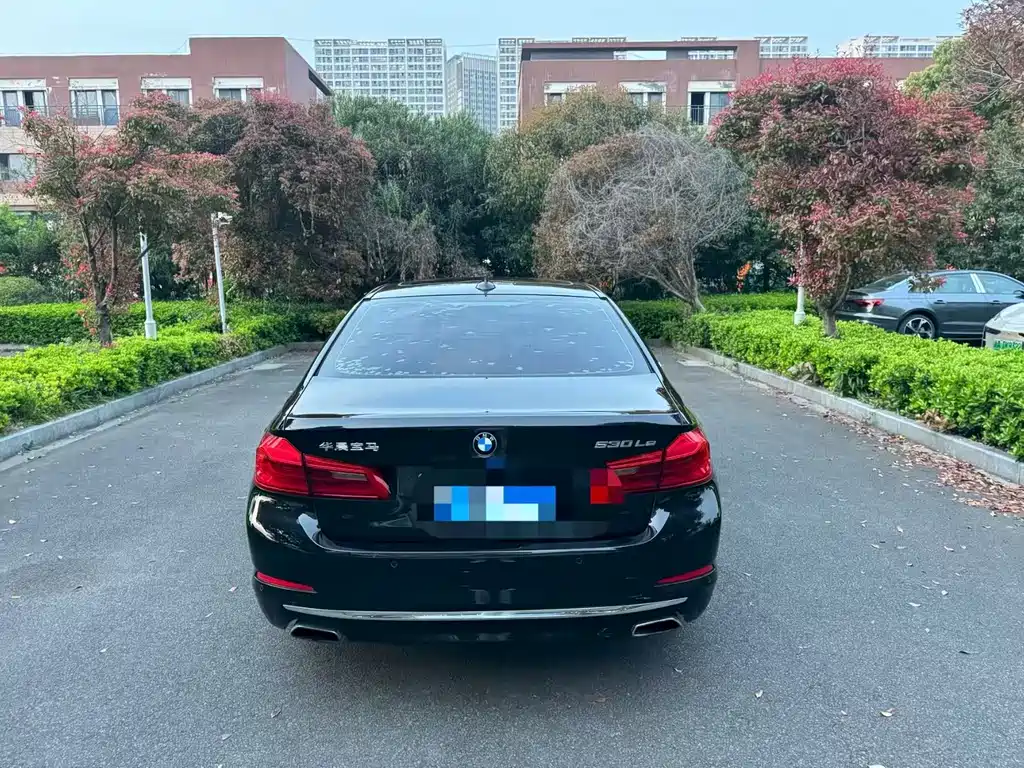 BMW 5 Series New Energy — фото 5