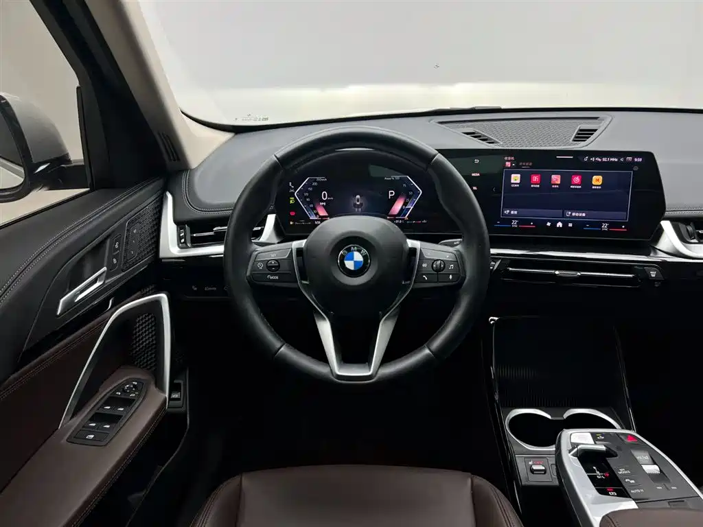 BMW X1 — фото 17