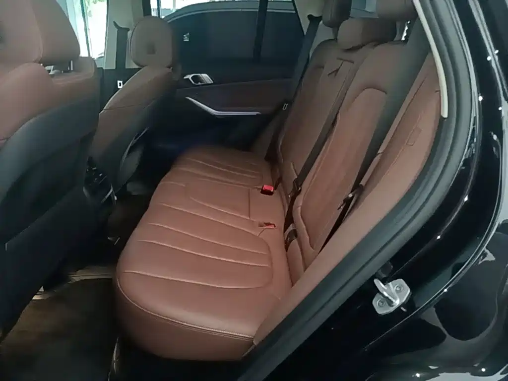 BMW X5 (Import) — фото 17