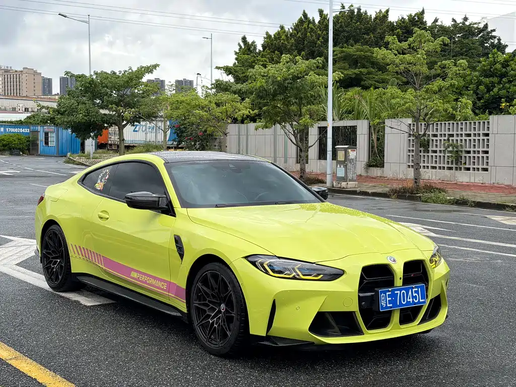BMW M4 — фото 3