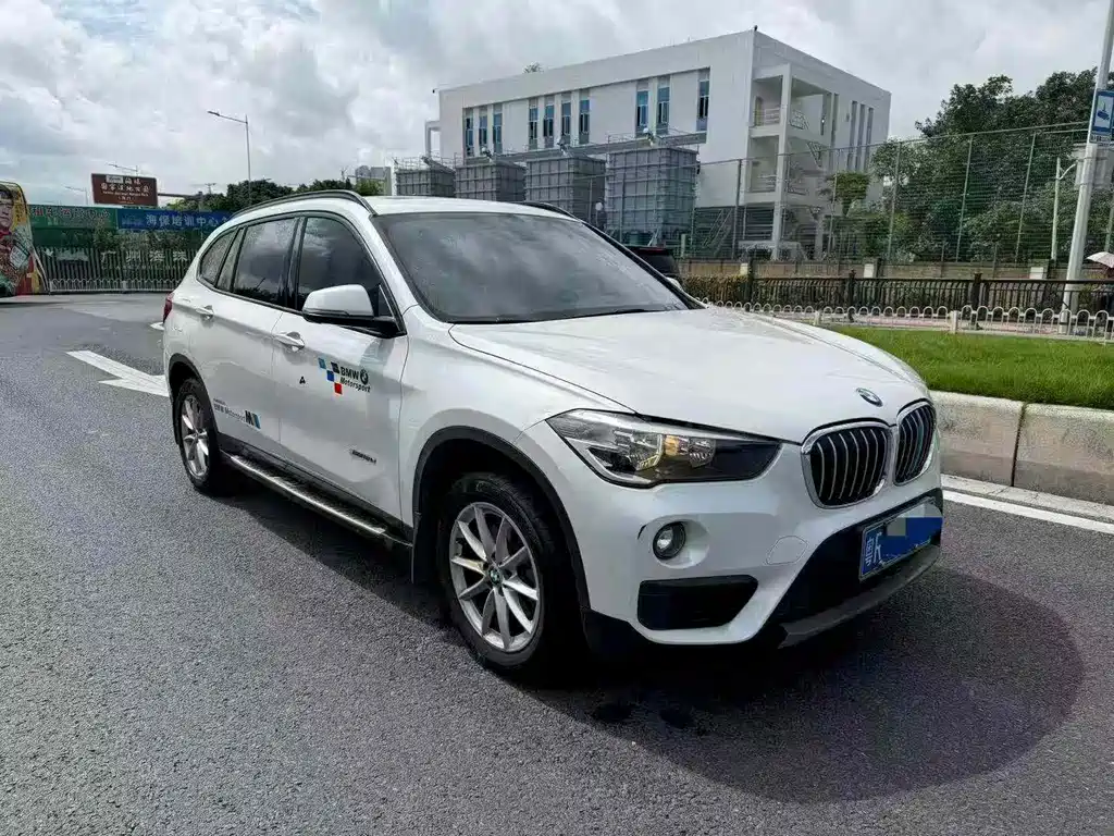 BMW X1 — фото 3