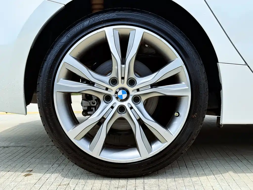 BMW 1 Series — фото 10