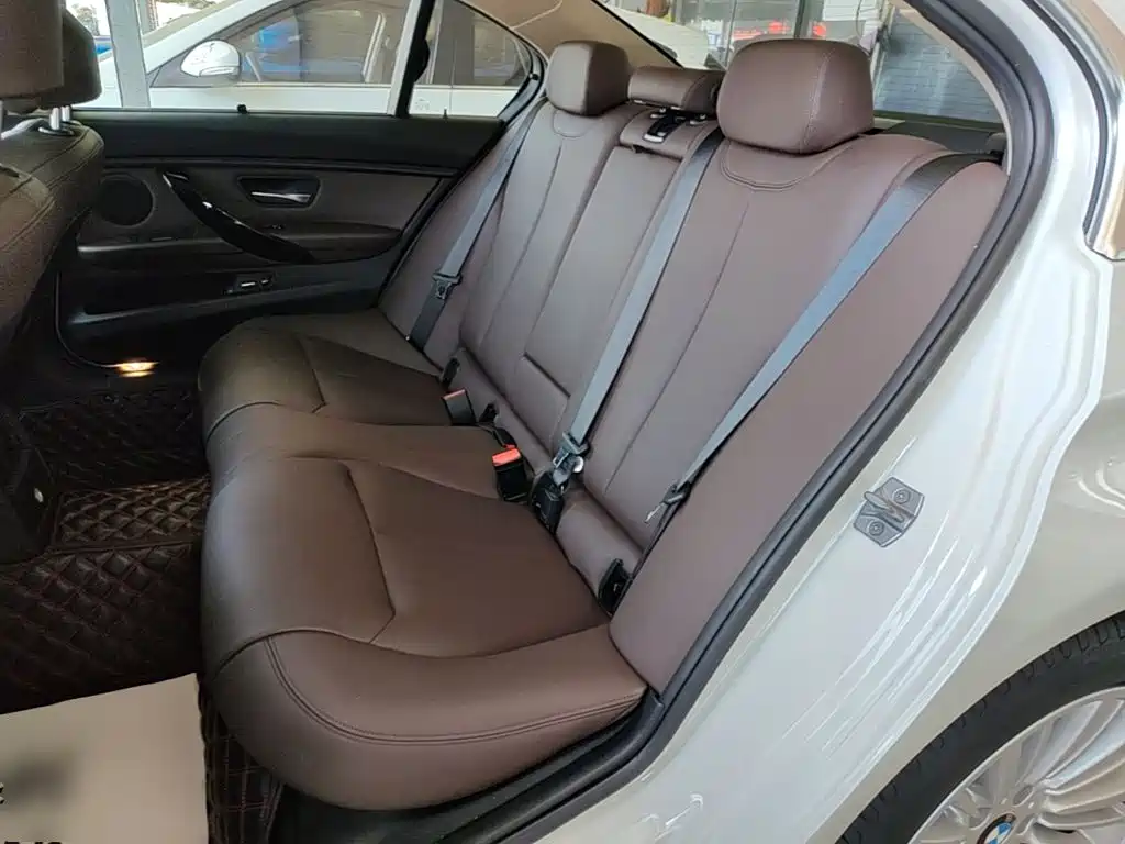 BMW 3 Series — фото 17