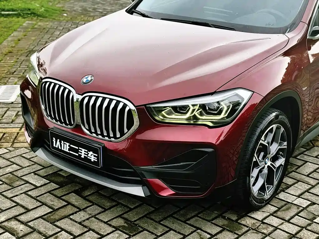 BMW X1 — фото 8