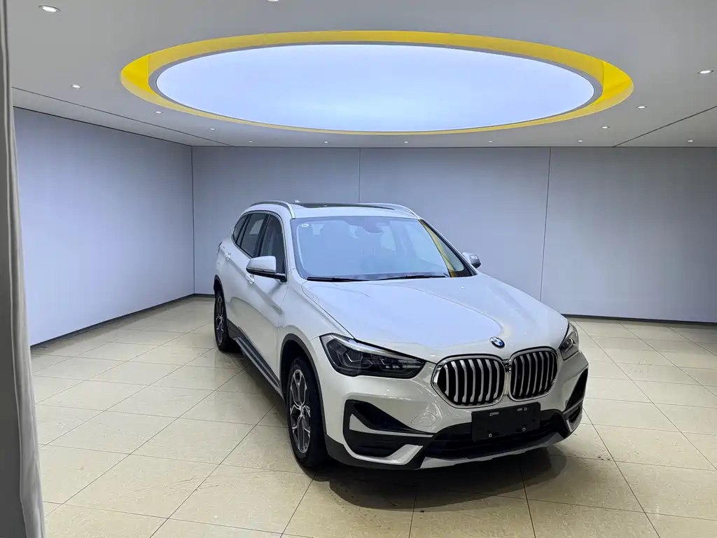 BMW X1 — фото 3