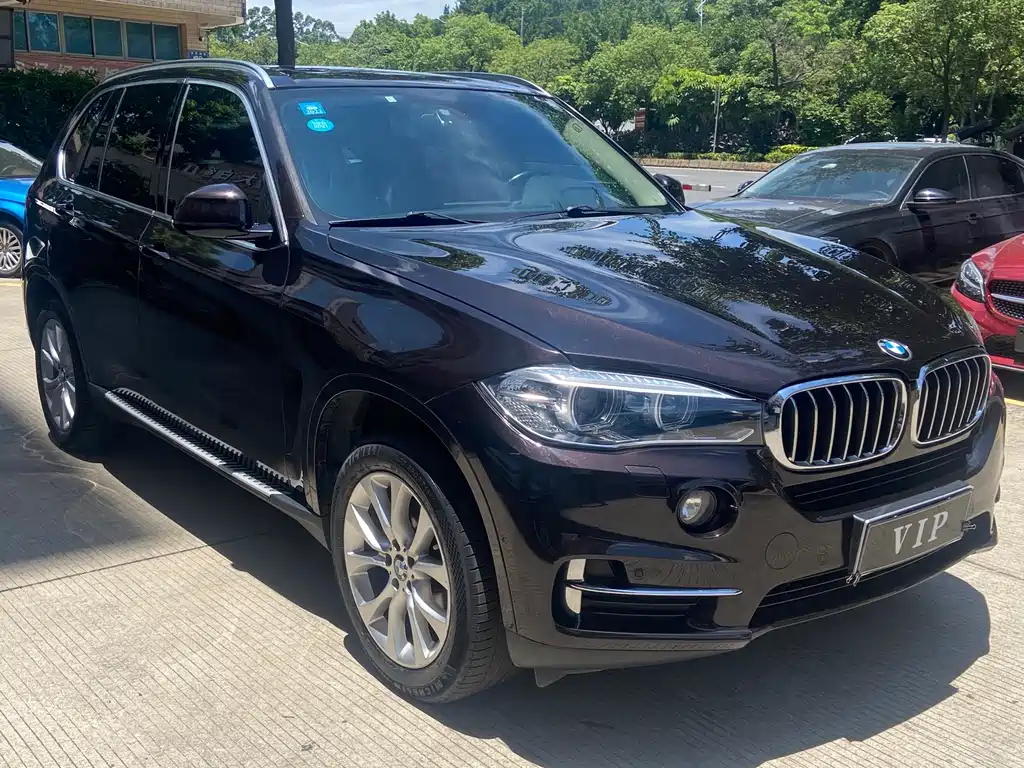 BMW X5 (Import) — фото 3