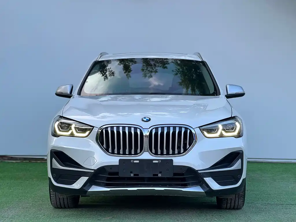 BMW X1 — фото 2