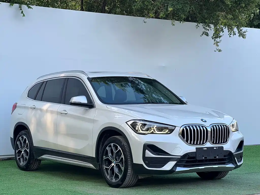 BMW X1 — фото 3