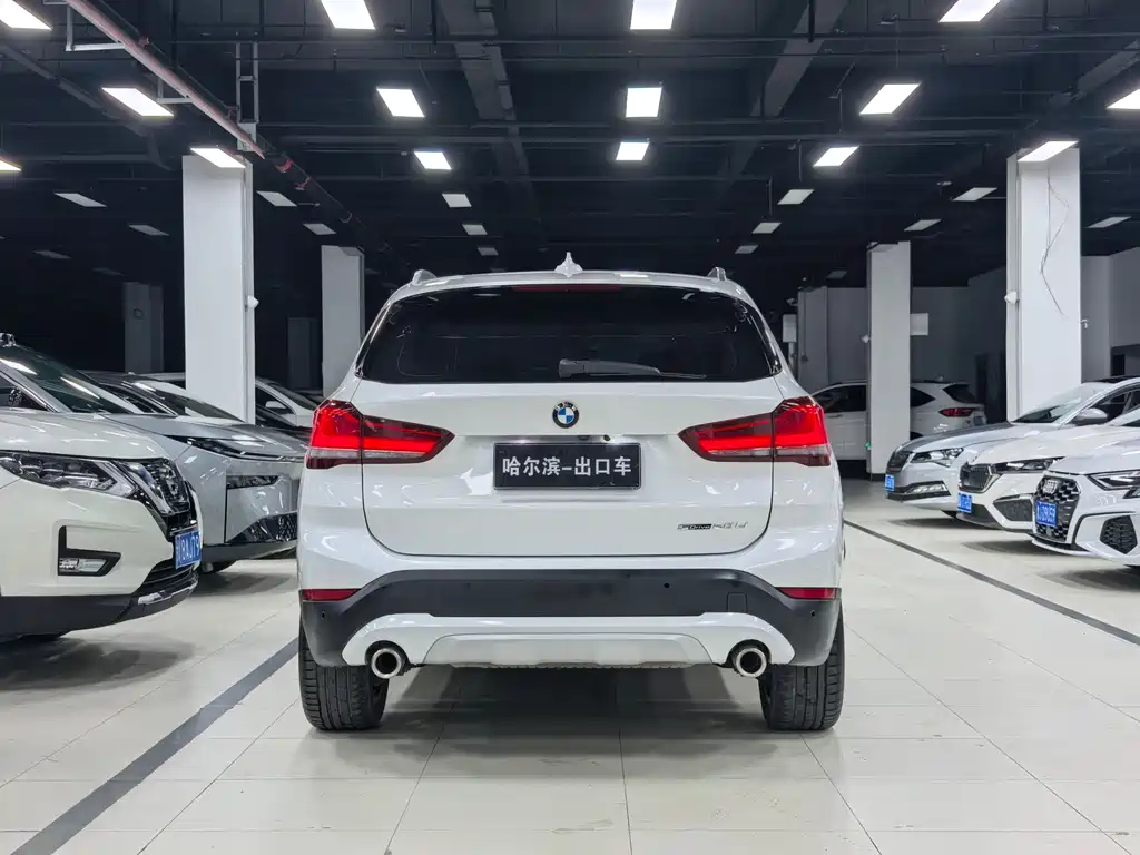 BMW X1 — фото 24