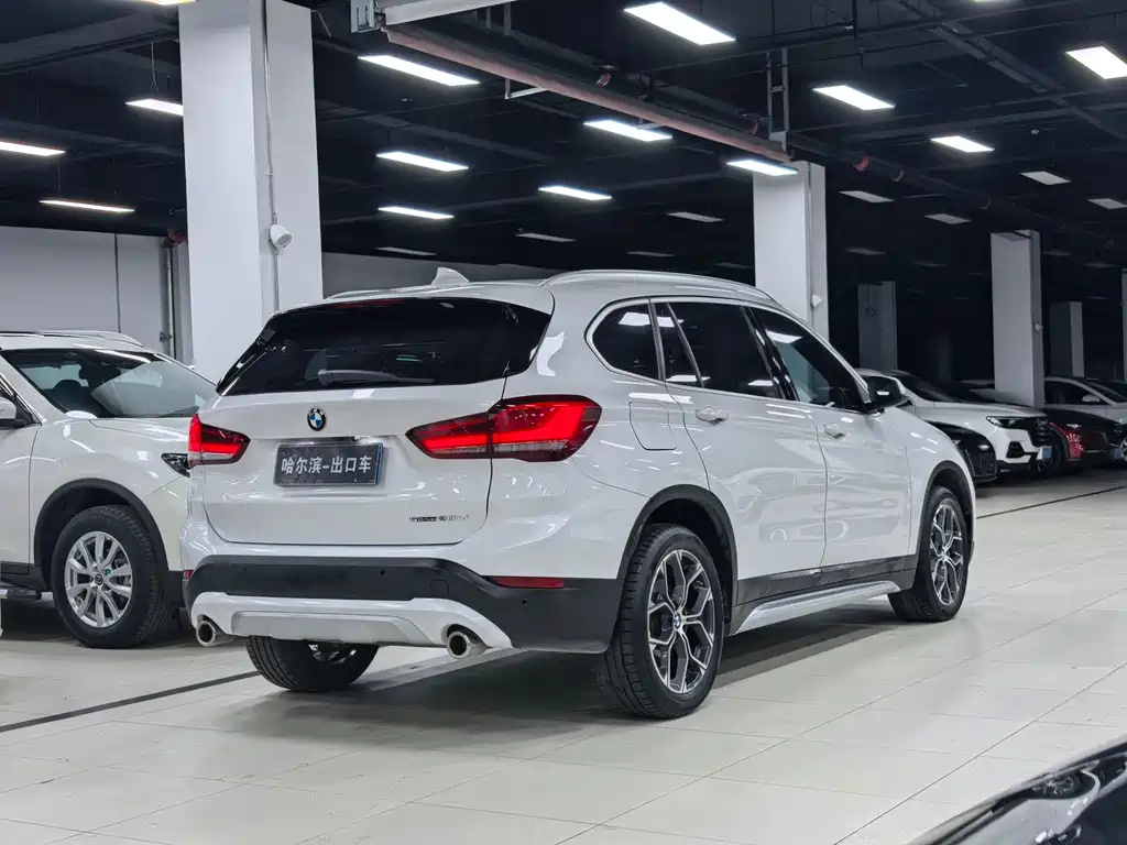 BMW X1 — фото 25