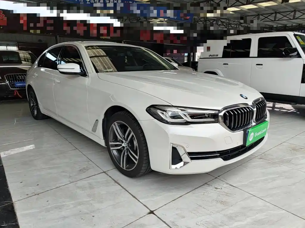 BMW 5 Series — фото 4