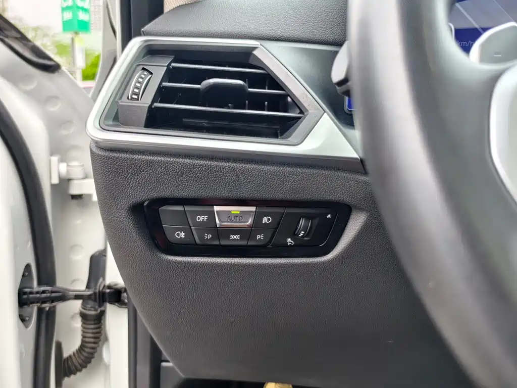 BMW 3 Series — фото 14