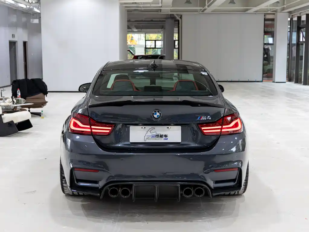 BMW M4 — фото 5