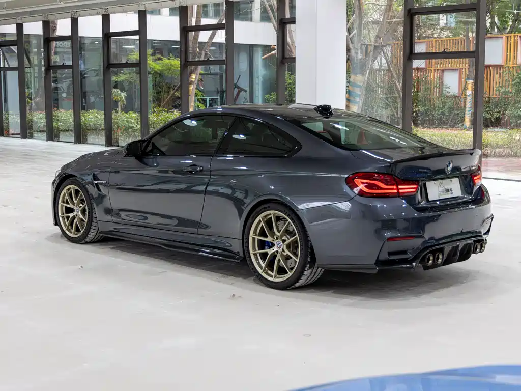 BMW M4 — фото 6