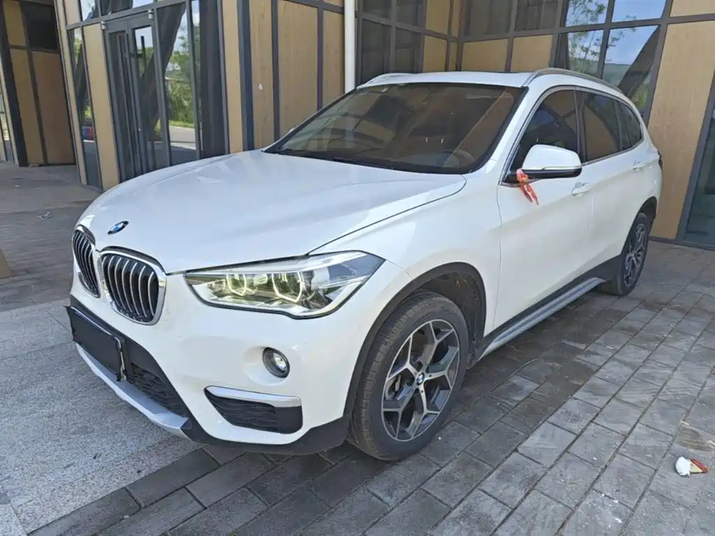 BMW X1 — фото 2