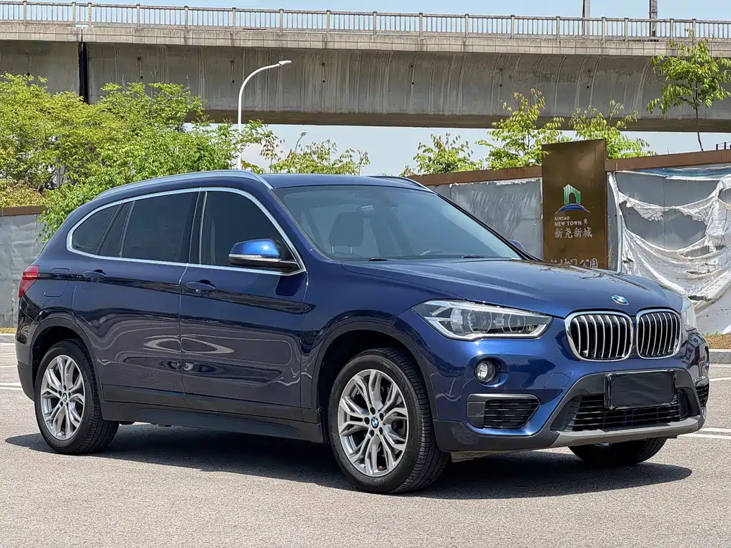 BMW X1 — фото 2
