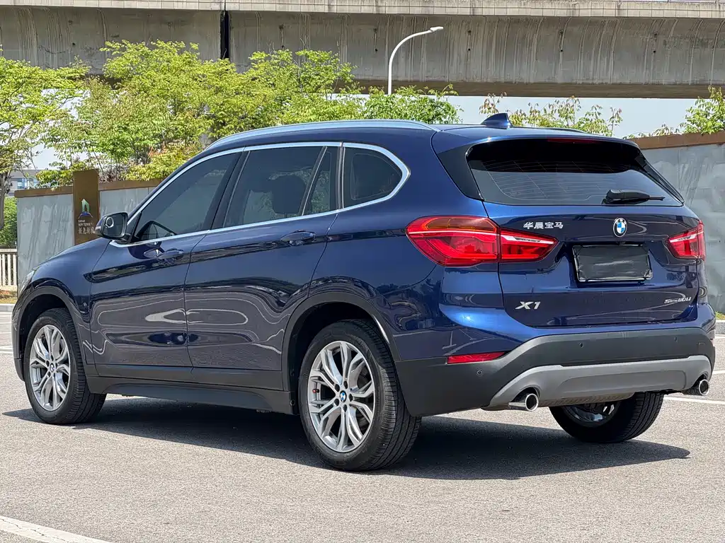 BMW X1 — фото 4