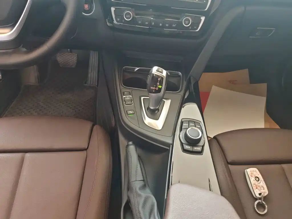 BMW 3 Series — фото 14